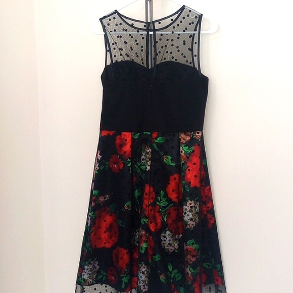 Studio One Floral pleated dress - Picture 6 of 9